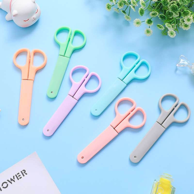 Scissors With Protective Case